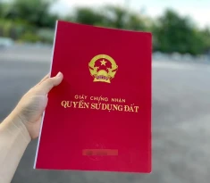 Xử lý hồ sơ mua bán nhà đất bị chậm trễ