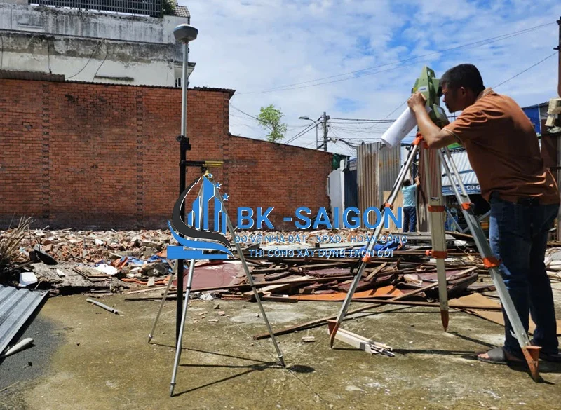 Di dời, tách thửa đất và xin giấy phép xây dựng công trình mới